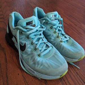 Women's Nike running shoes